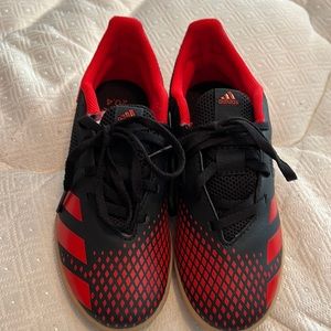 New in box. Boys adidas predator indoor soccer shoes size 2.